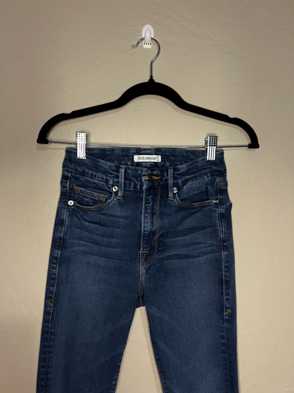 Good American Good Waist Skinny Denim Jeans - Picture 3 of 10